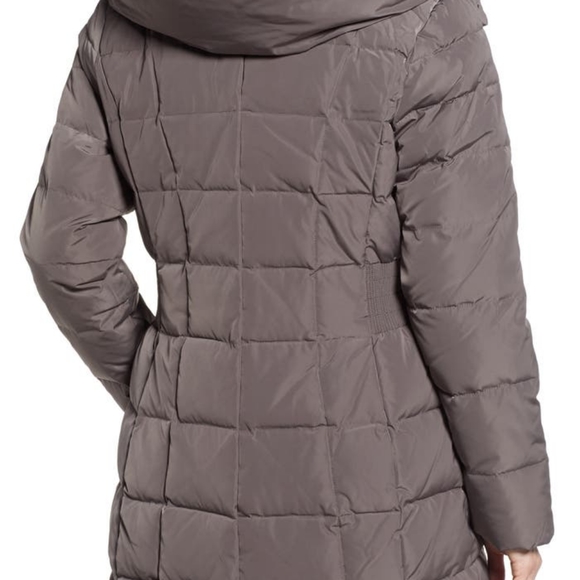 Cole Haan Signature Hodded Down & Feather Jacket - Picture 5 of 15